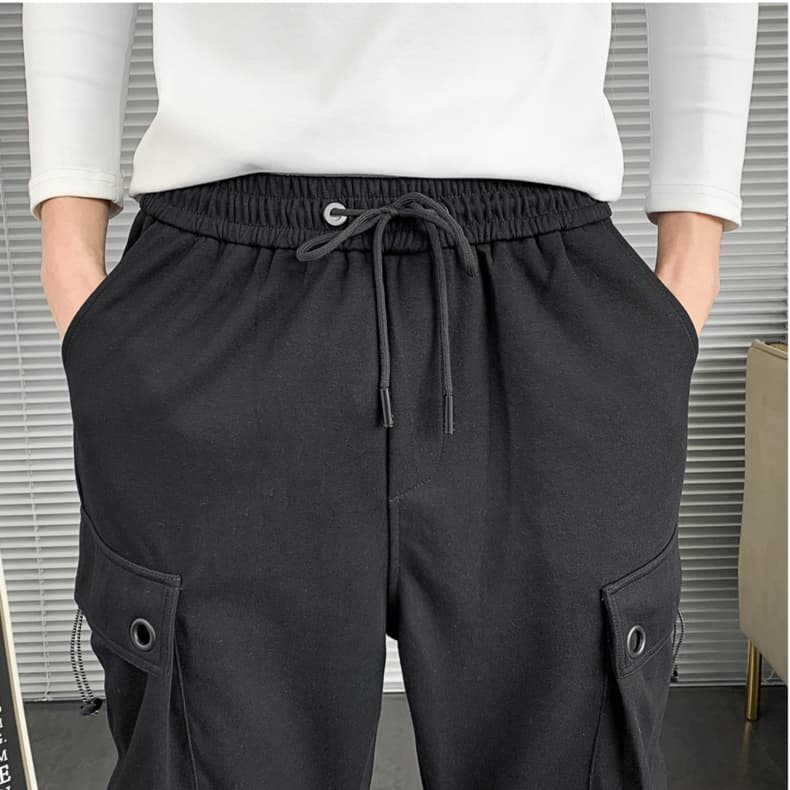 ポケット付きサイドタックワークパンツ