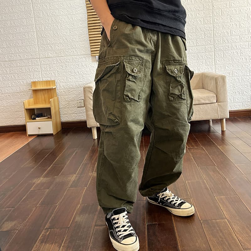 ミリタリー風大容量ポケットワークパンツ