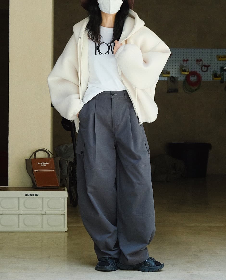 ワークパンツ ワークパンツ ゆったりシルエット実用的カーゴパンツ