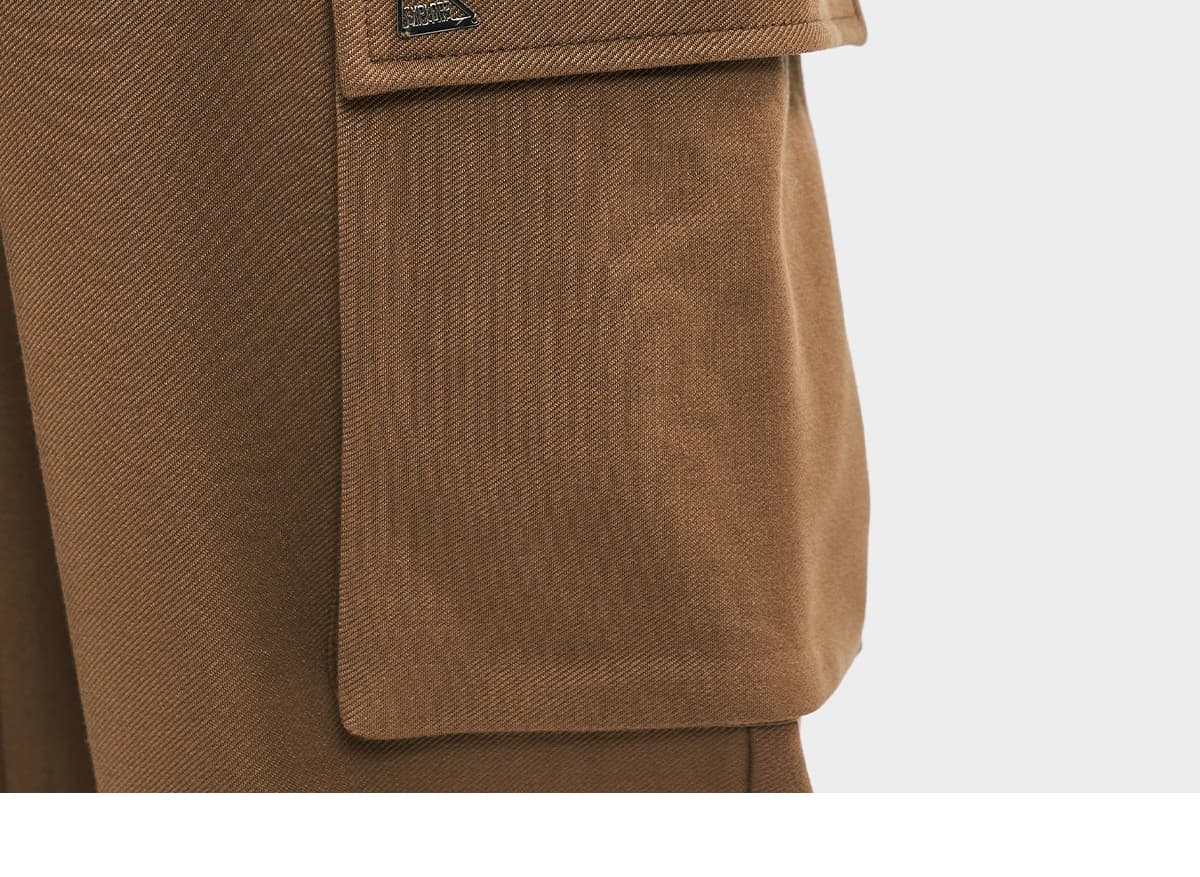 ゆったりシルエット カーゴワークパンツ