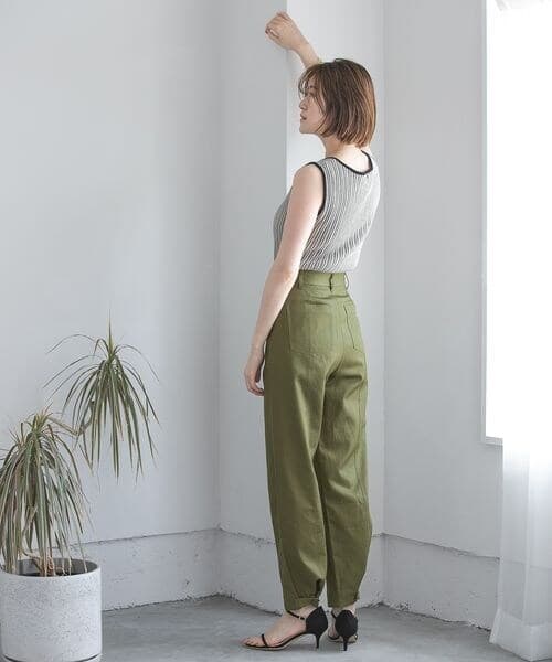 ワークパンツ しなやか素材 ゆったりテーパードパンツ
