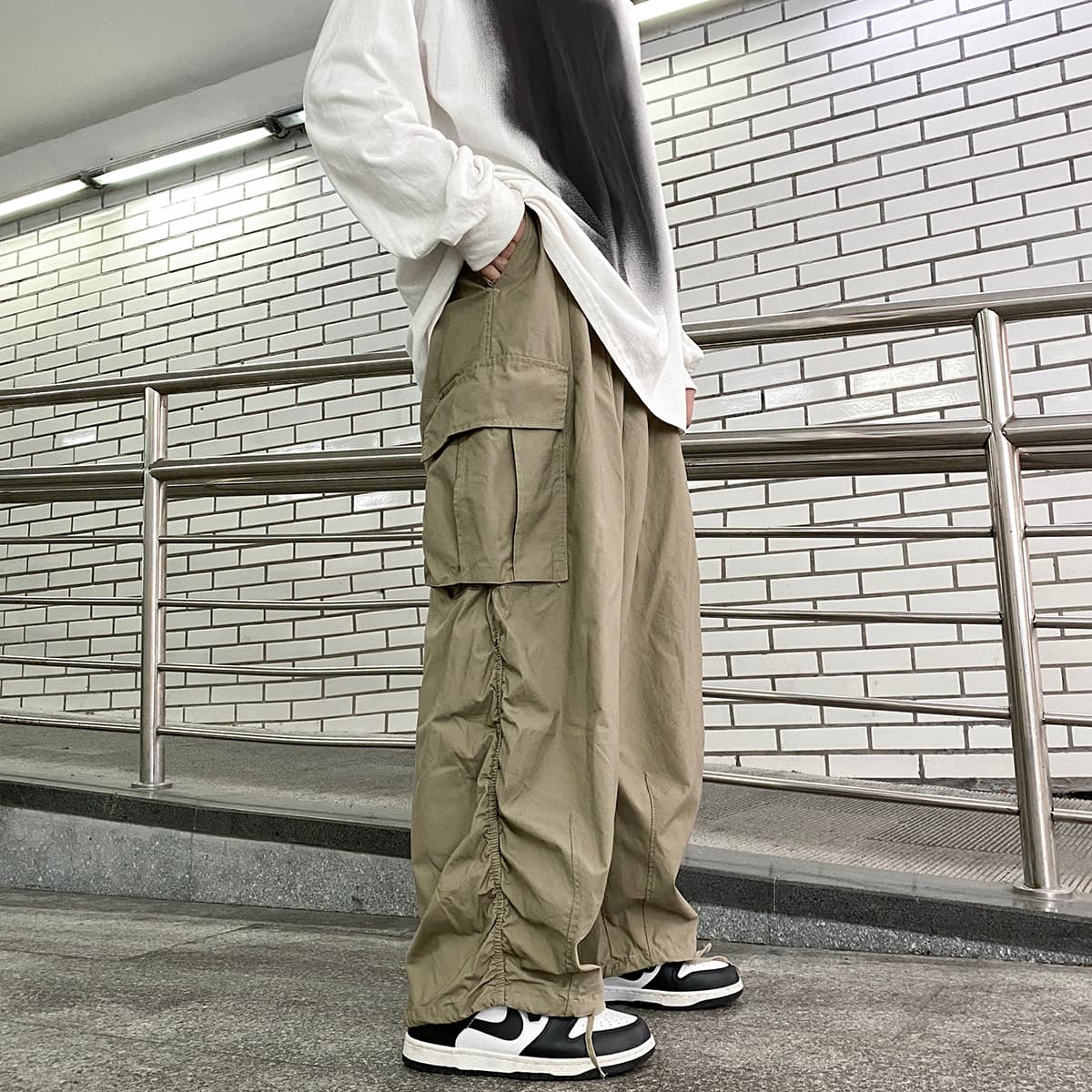 ワイドシルエットカーゴワークパンツ